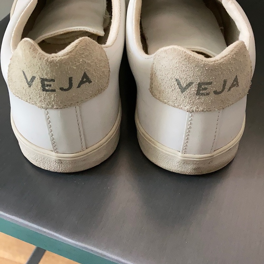 VEJA leather white sneakers